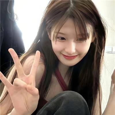 社交平台实拍：某天后之女直播带货翻车，工作室声明未澄清